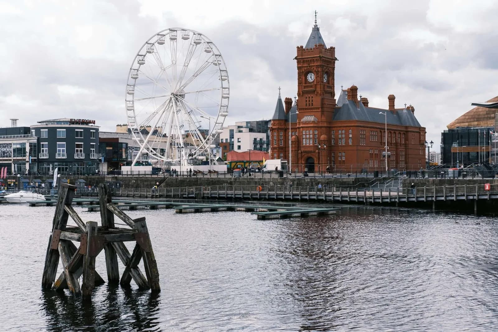 Cardiff city centre, looking towards the civic buildings